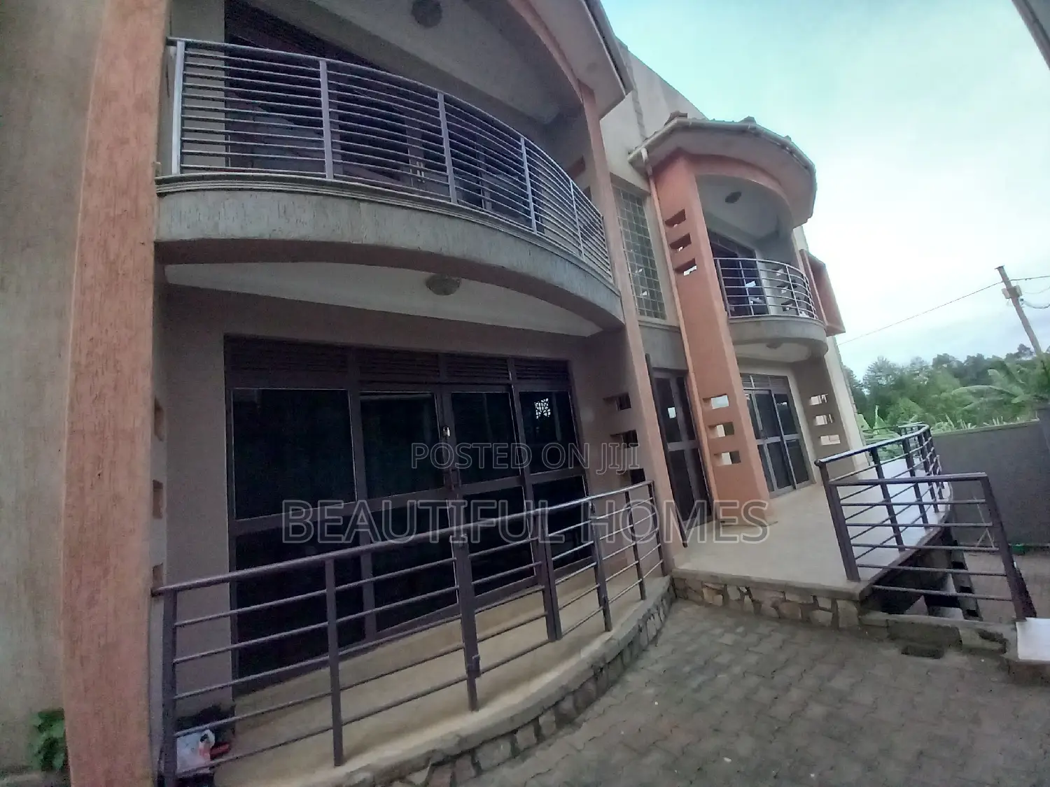 Furnished 3bdrm Block of Flats in Namugongo, Kira for sale