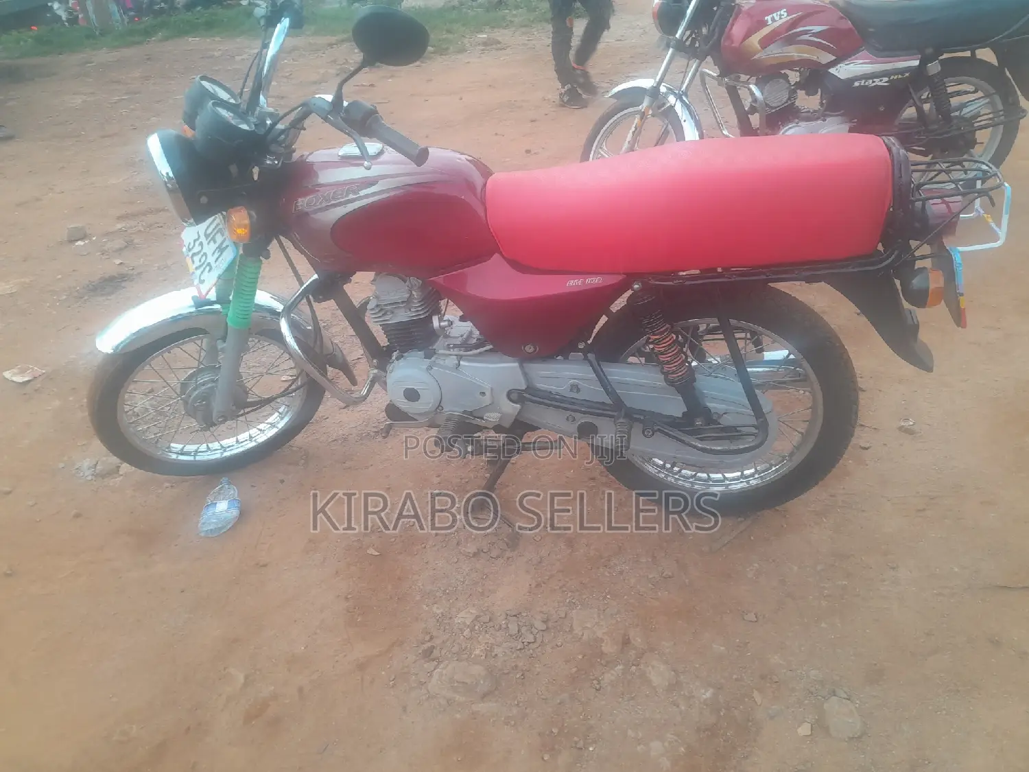 Bajaj Boxer 100 2024 Red