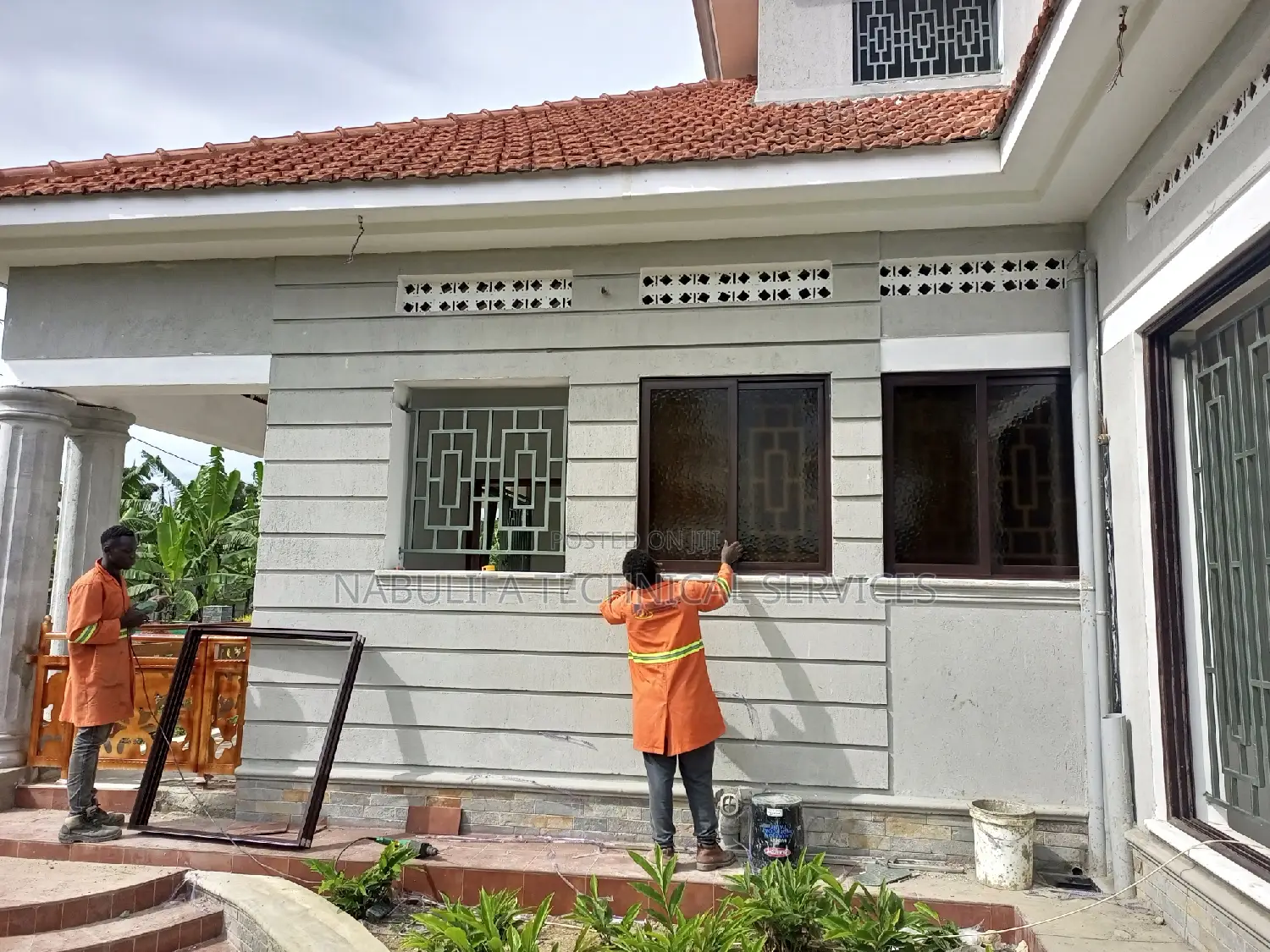 Aluminum Sliding Doors and Windows