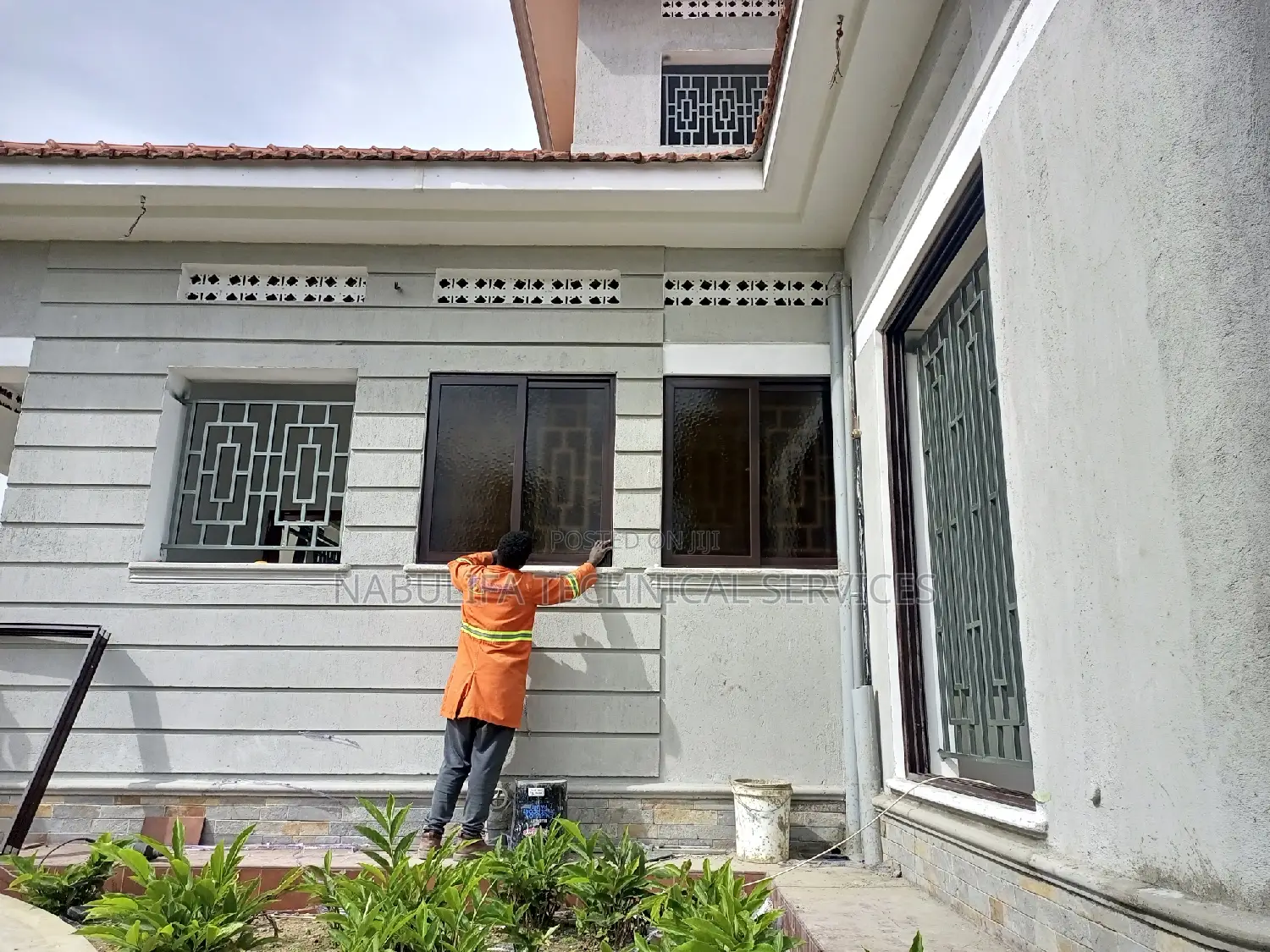 Aluminum Sliding Doors and Windows