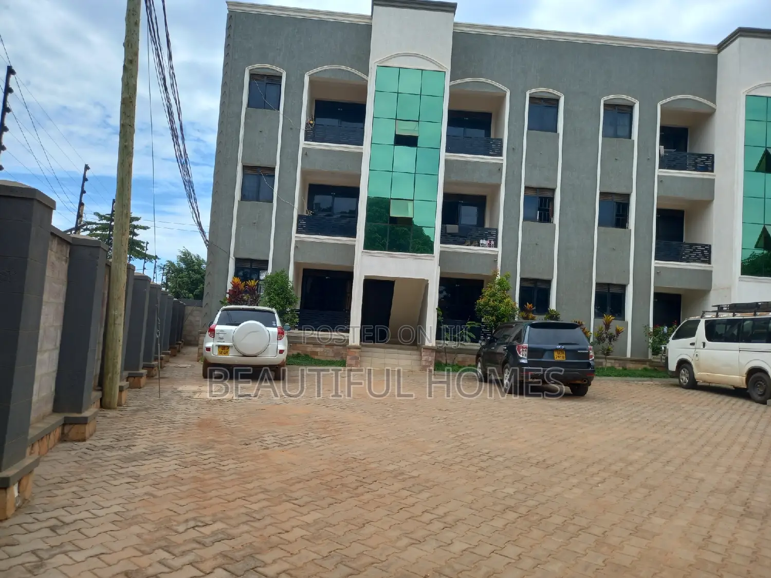 Furnished 1bdrm Apartment in Kira Town for sale