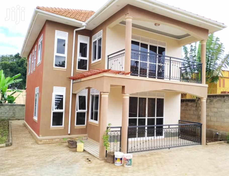Stunning Flat In Kyariwajara For Sale