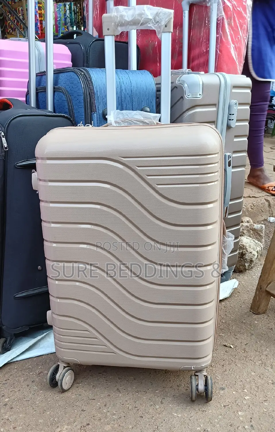 Medium Suitcase
