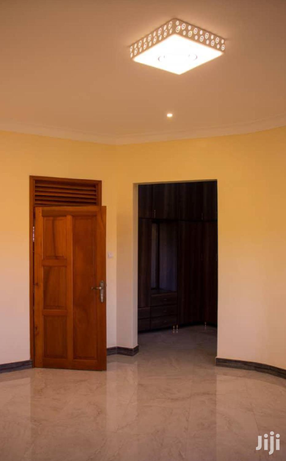 Apartments In Kyaliwajara With Eight Units For Sell