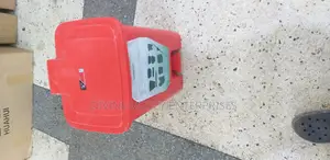 Step on Dustbin
