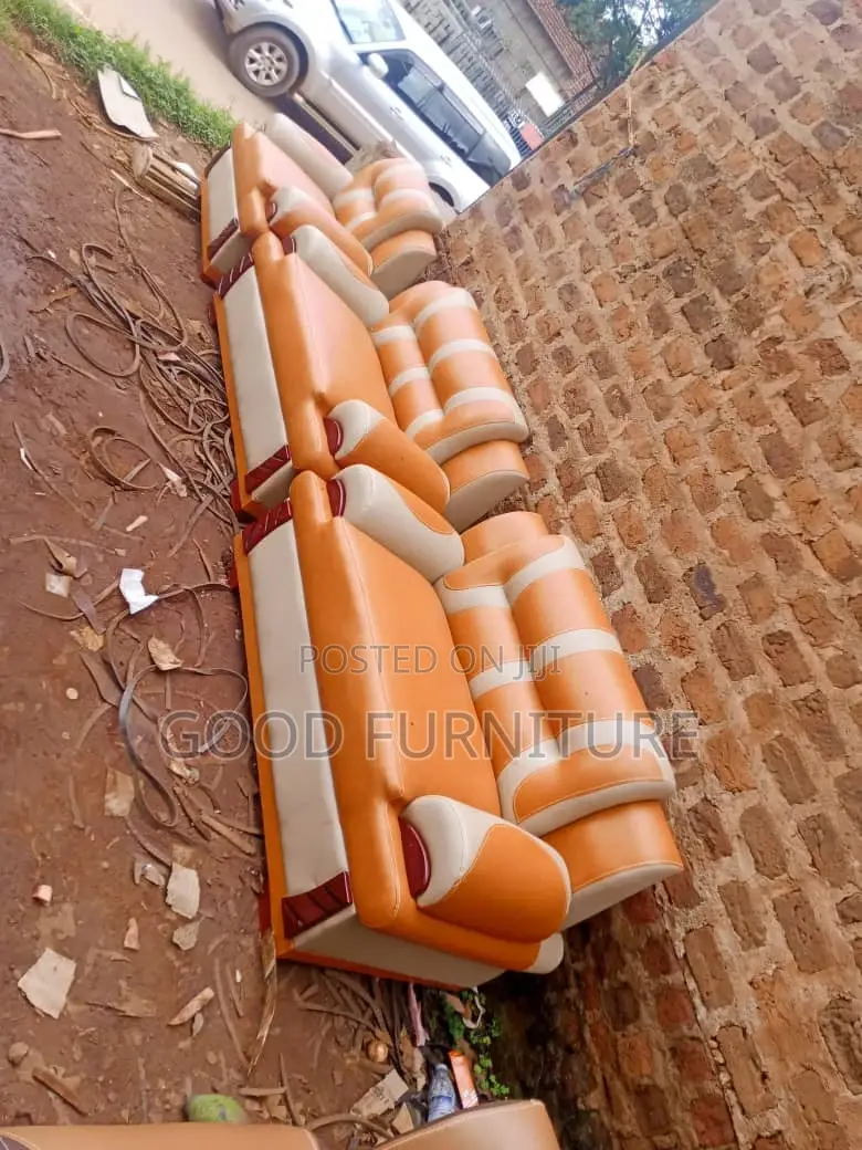 Lovely Five Seaters Sofas Set