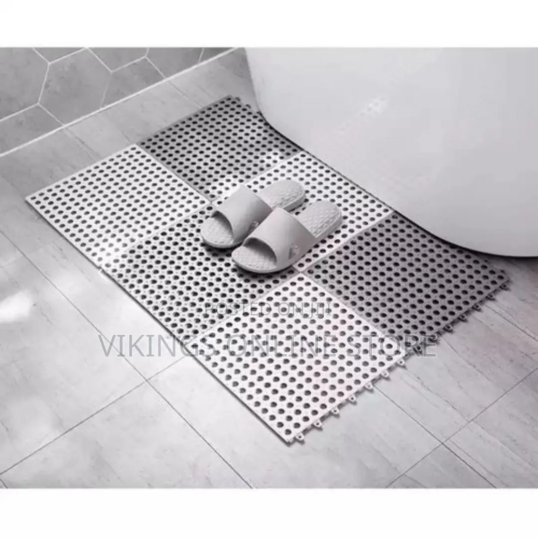 Anti-Slip Bathroom Mat Non-Slip Mat 25x25cm (Sold Per Piece)