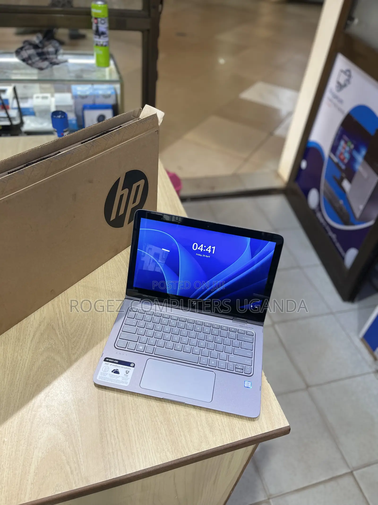 New Laptop HP Envy 13t 16GB Intel Core I7 SSD 256GB