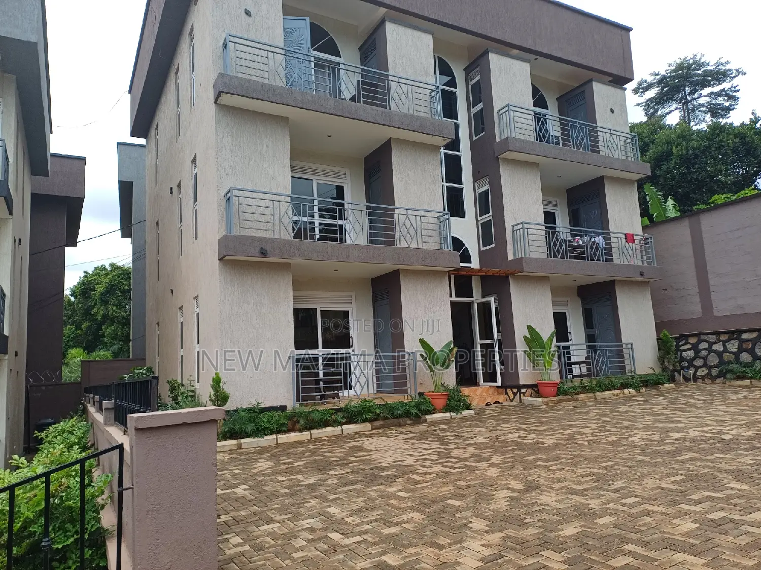 Furnished 1bdrm Apartment in Muyenga Heights, Division A for rent