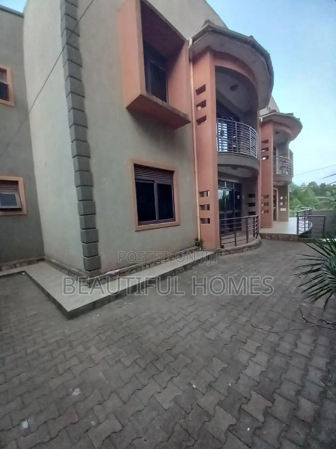 Furnished 3bdrm Block of Flats in Namugongo, Kira for sale