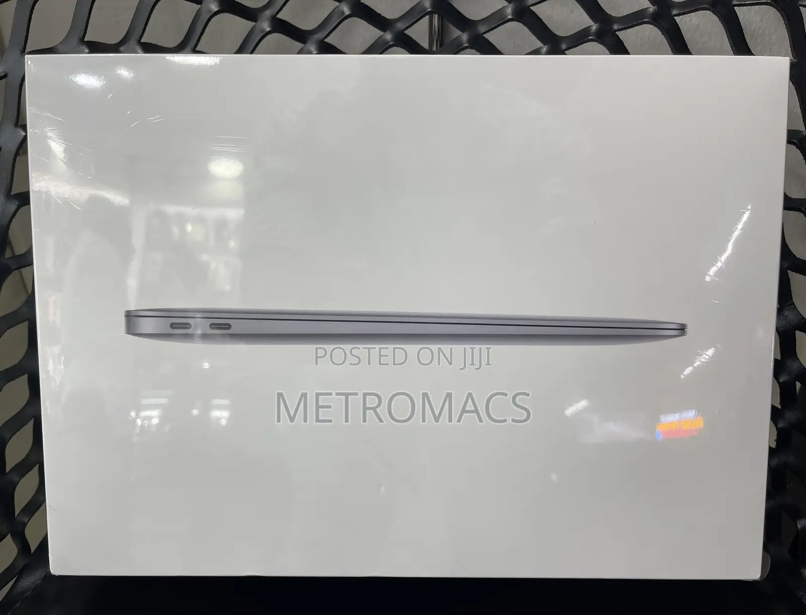 New Laptop Apple MacBook Air 2020 M1 8GB Apple M1 SSD 256GB