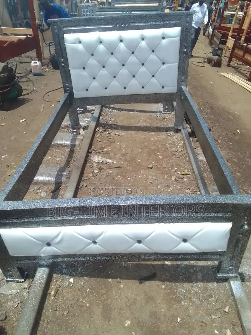 4by6 White Leather Bed