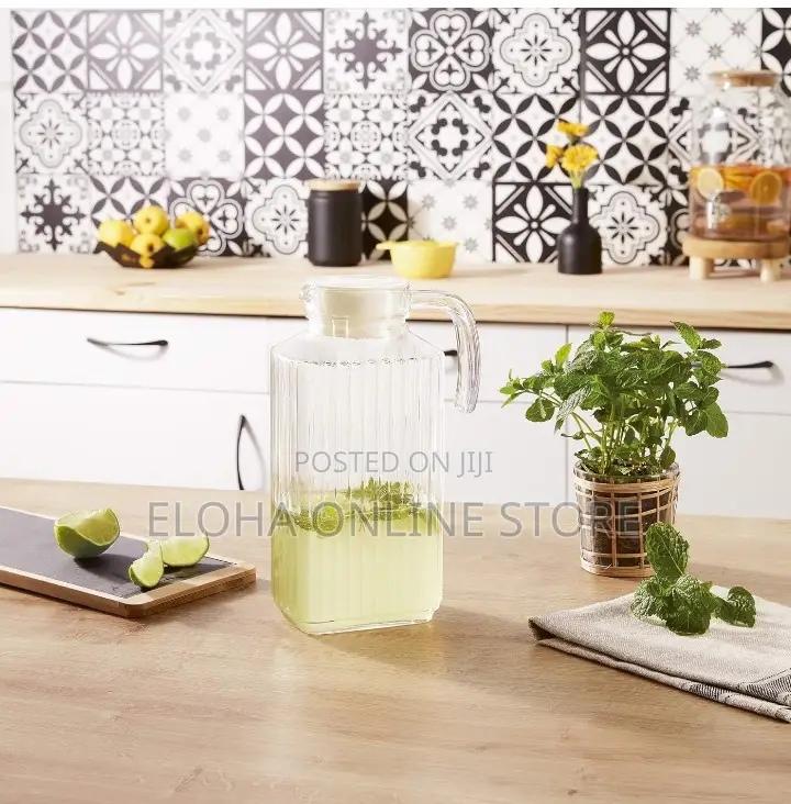 1.5litre Lined Glass Juice/Water Jug-Colorless