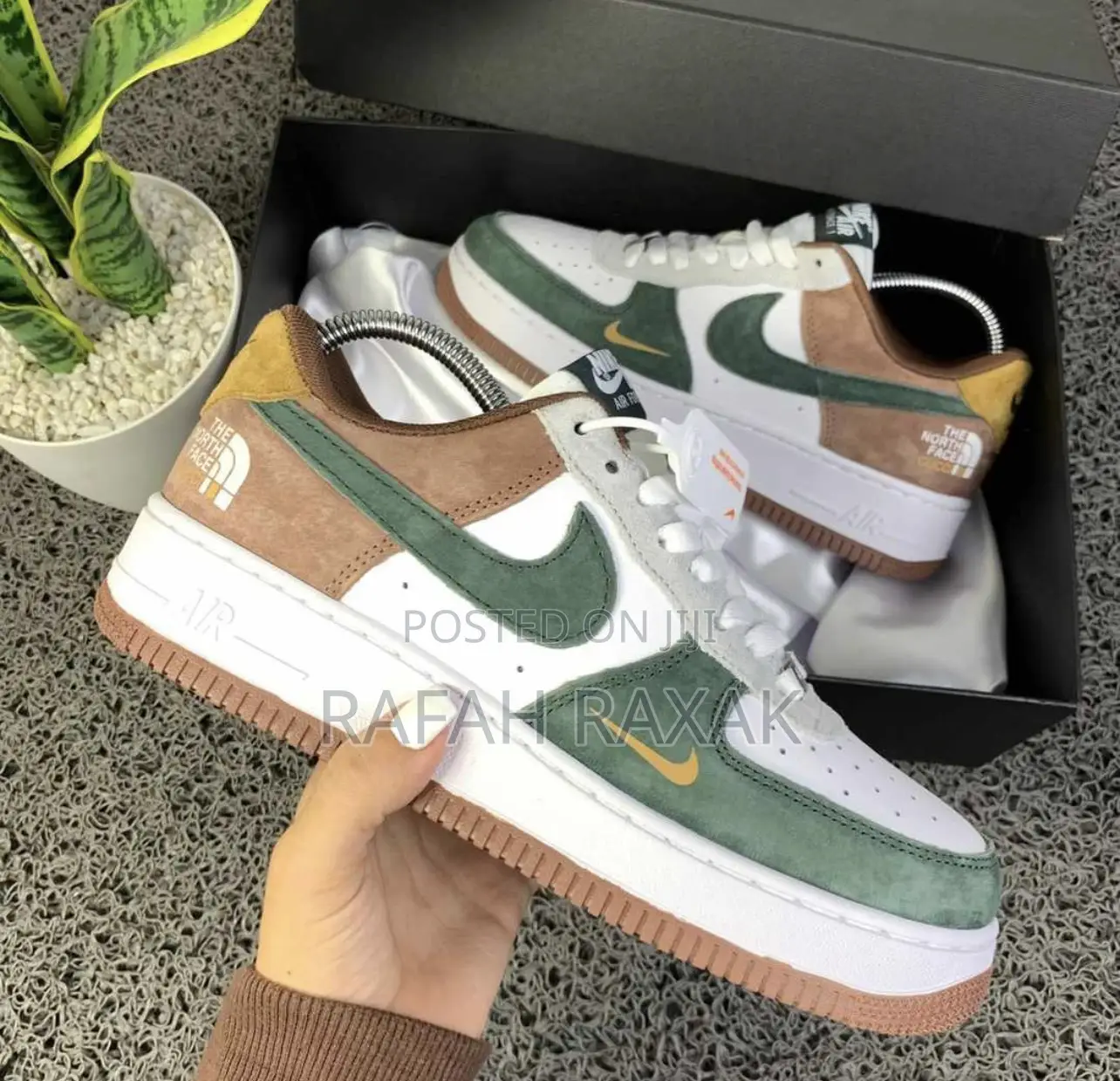 Original Nike Air Force 1 “The North Face” Sneaker