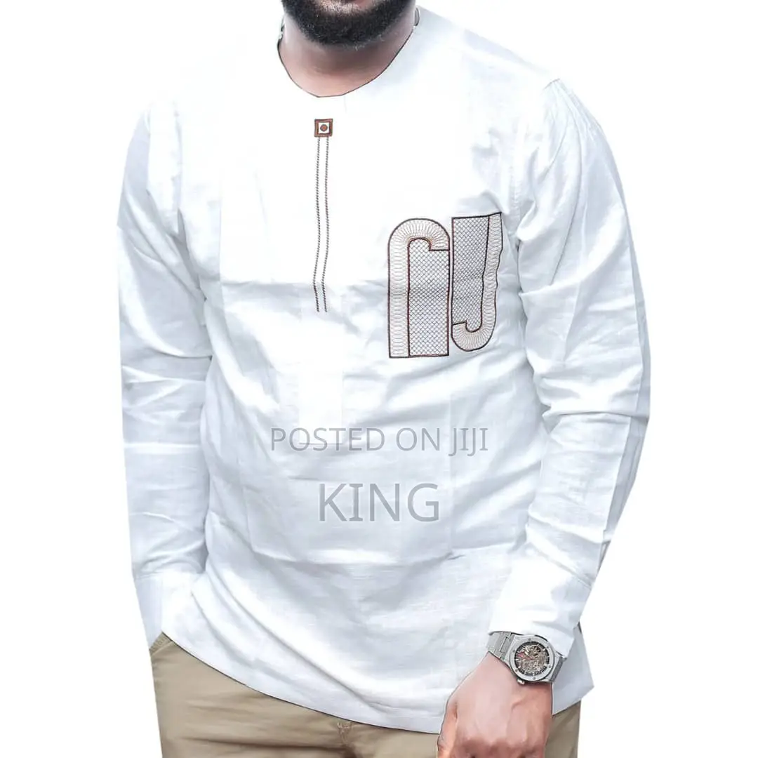 White Kaftan African Wear Shirt. (Long Sleeved)