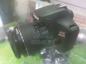 CANON EOS 4000D Pro. Camera.