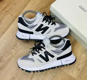 Original Unisex New Balance 1300 Grey Sneaker