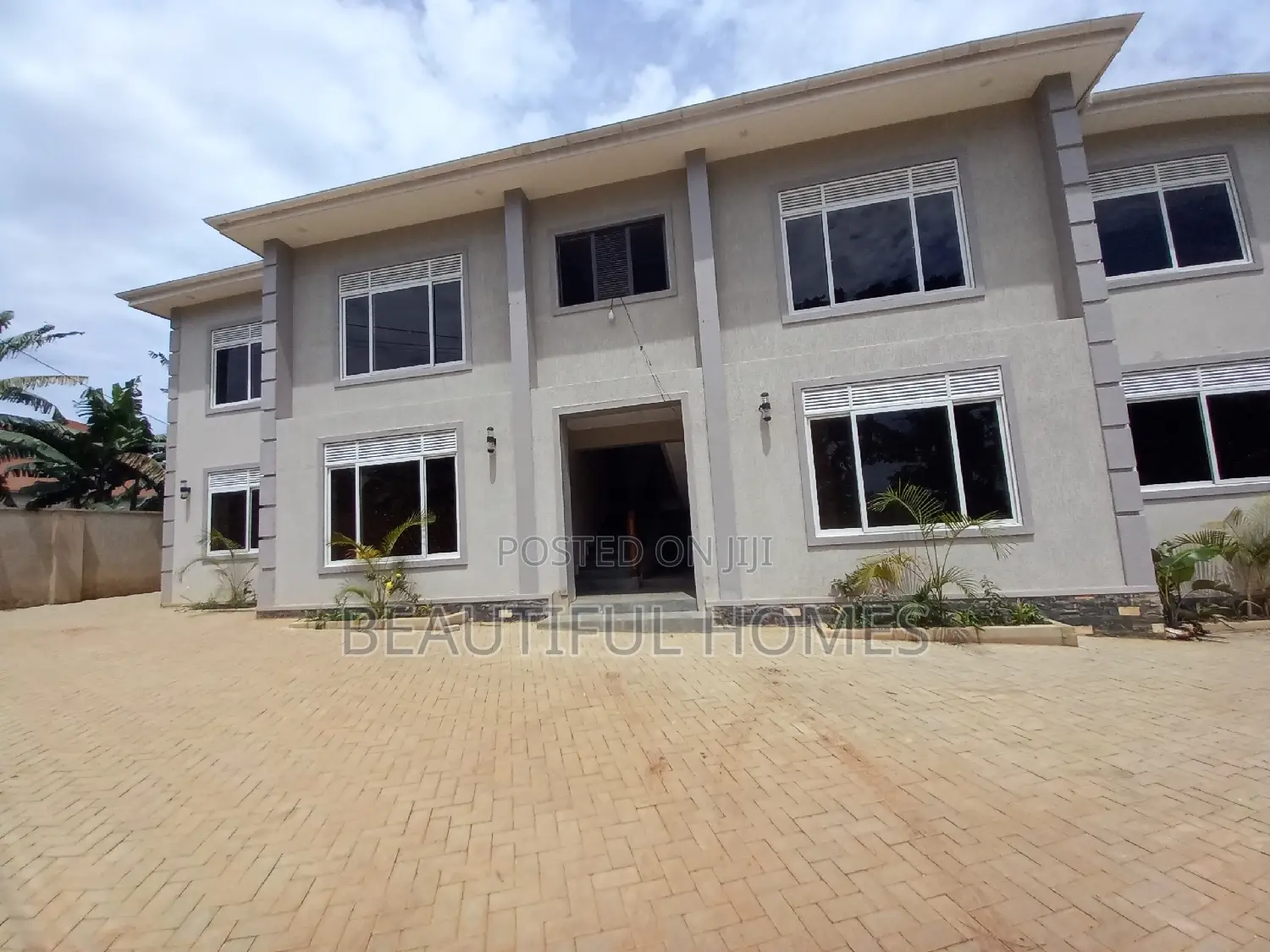 Furnished 2bdrm Apartment in Kira, Central Division for sale
