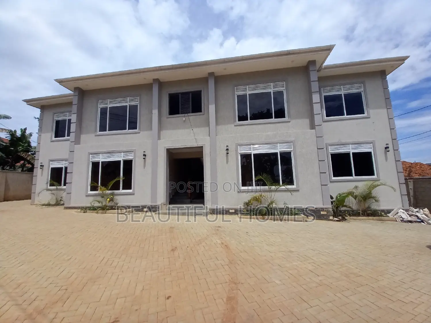 Furnished 2bdrm Block of Flats in Kira, Central Division for sale