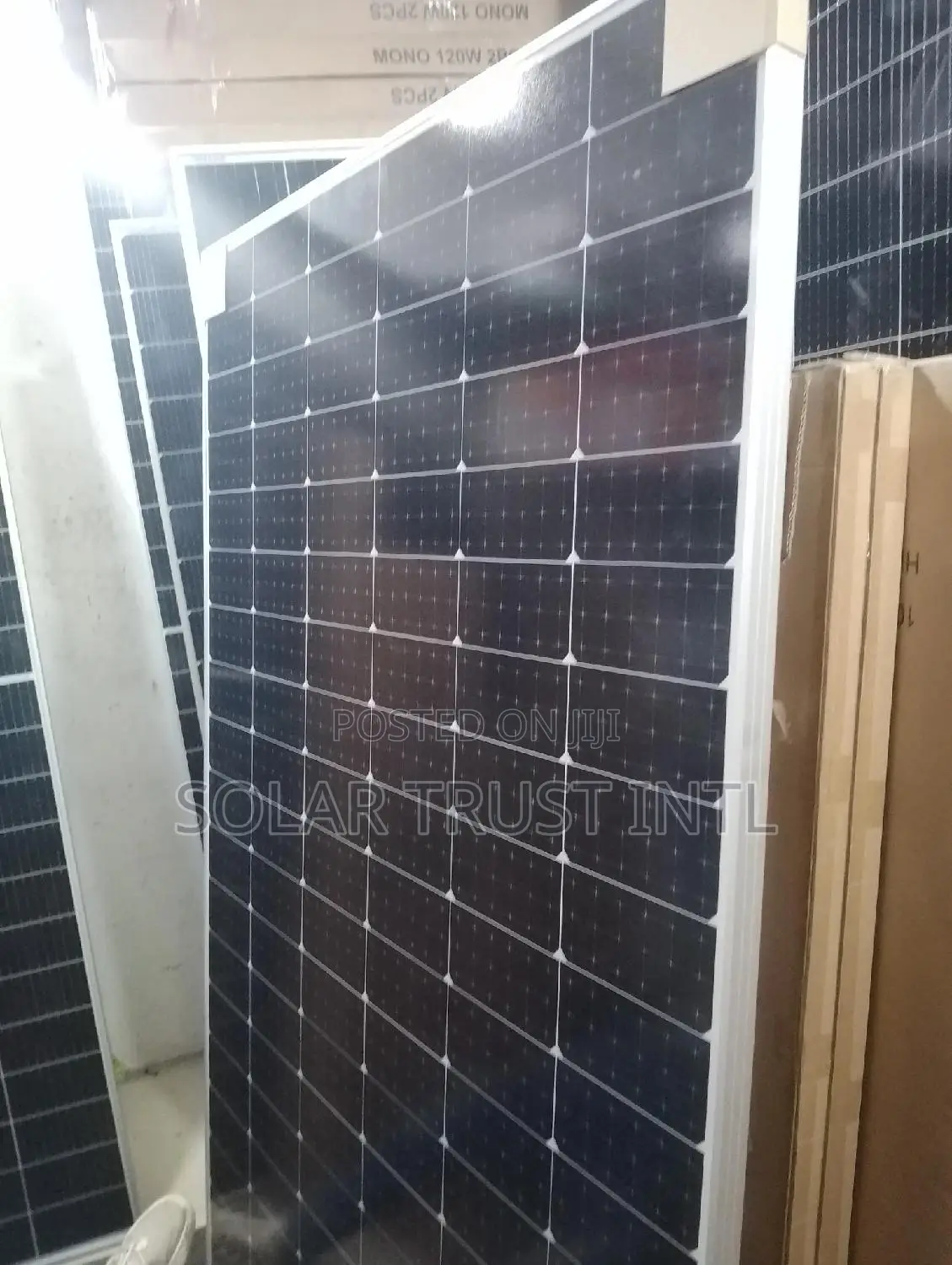 370W Solar Born Panels