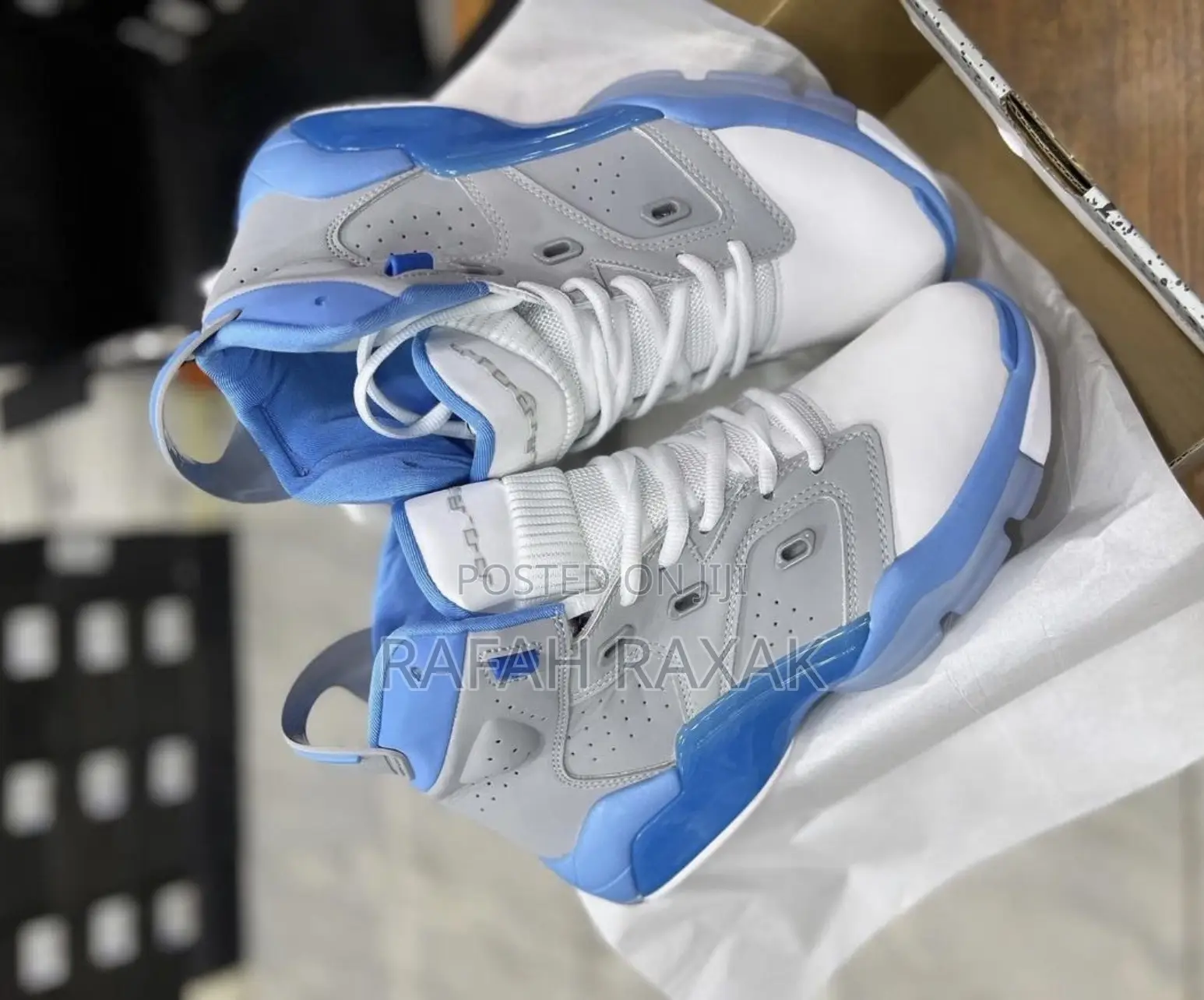 Original Unisex Nike Air Jordan 6 University Blue Sneaker