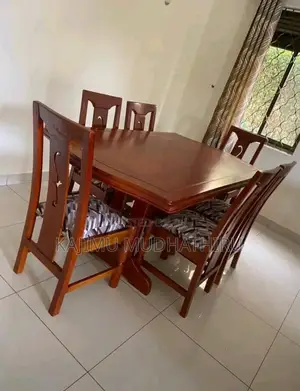 6seater Dinning Table Mahogany