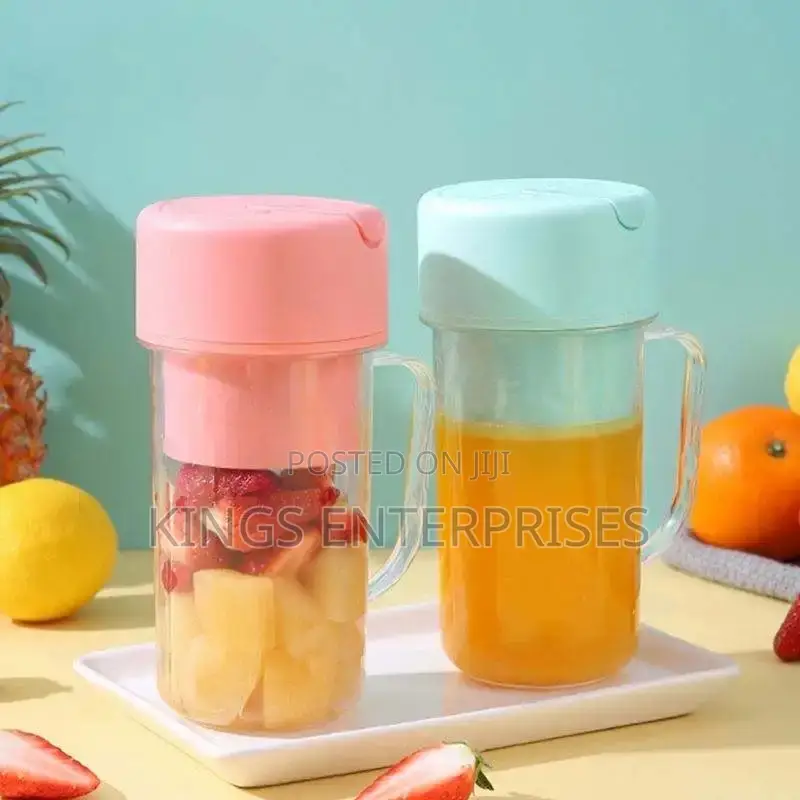 Mini Personal Portable Drinking Blender