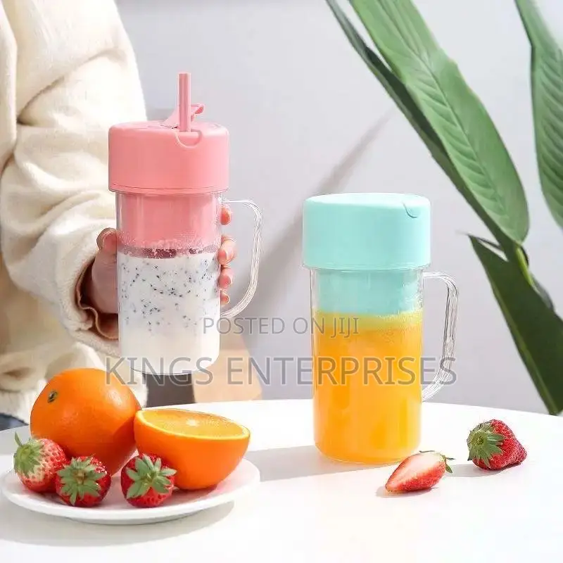 Mini Personal Portable Drinking Blender