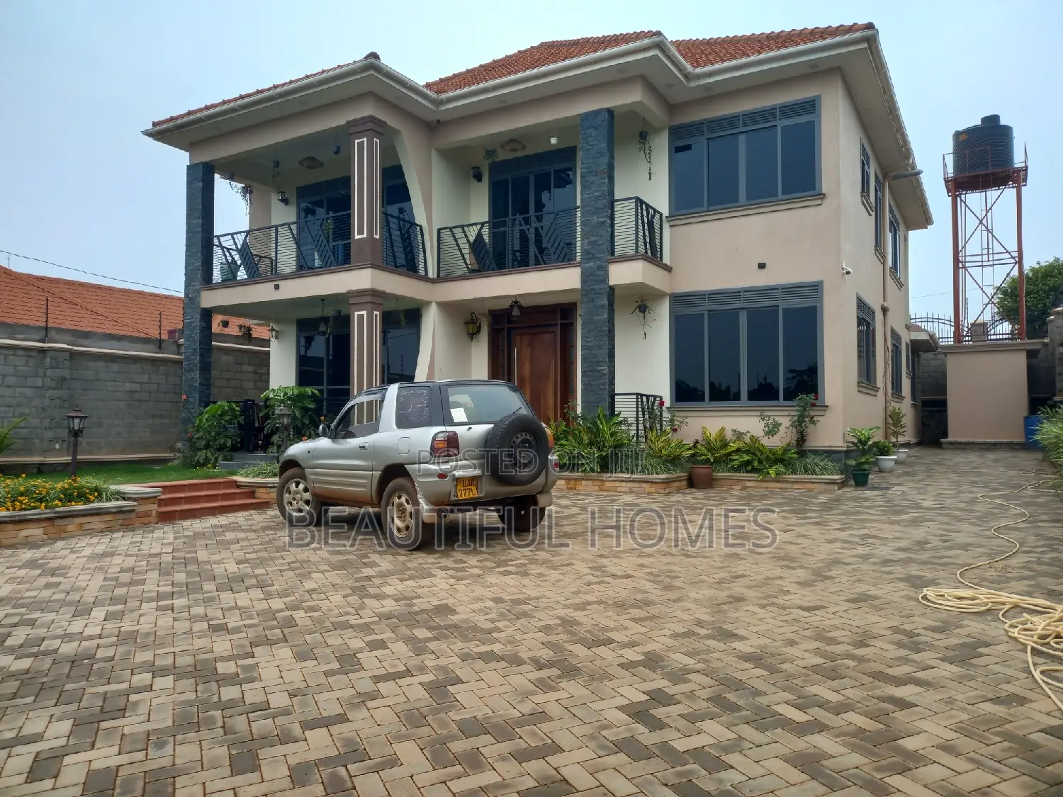 Furnished 5bdrm Mansion in Kira for sale