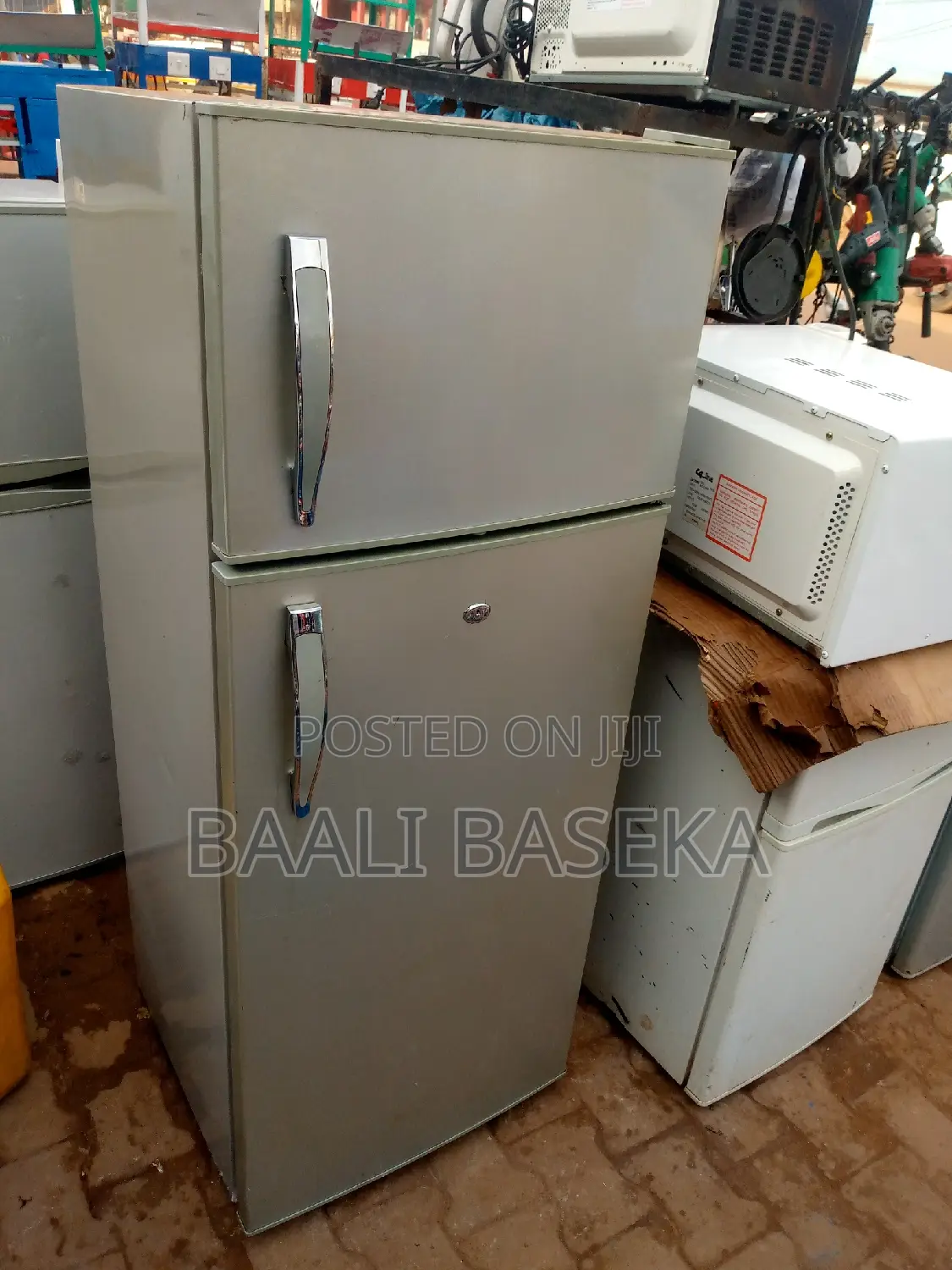 Fridge Repairing Services/Mechanics
