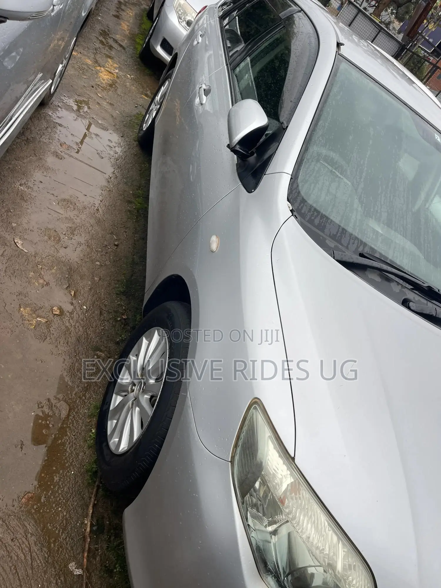 Toyota Corolla Fielder 2010 Silver