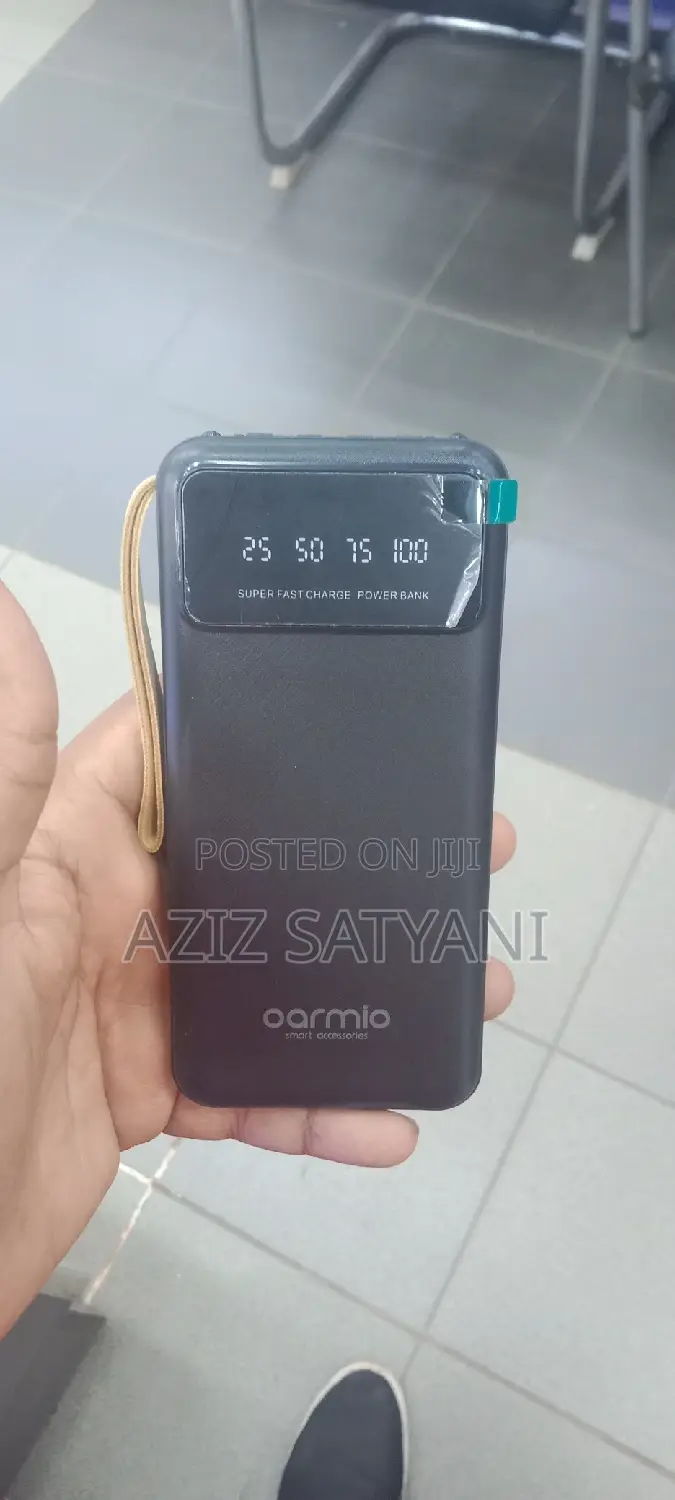 Power Bank 10,000mah Built in Cables All in One