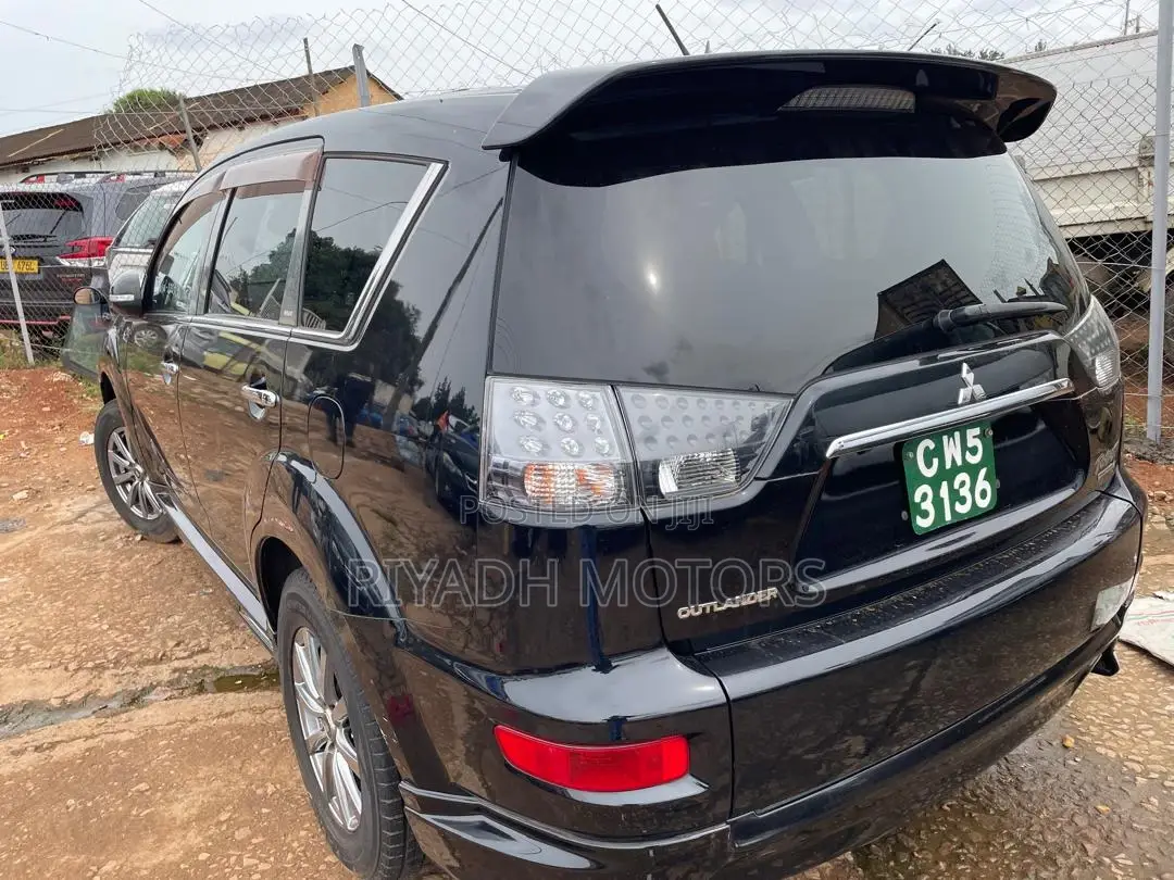 Mitsubishi Outlander Sport ES 2012 Black