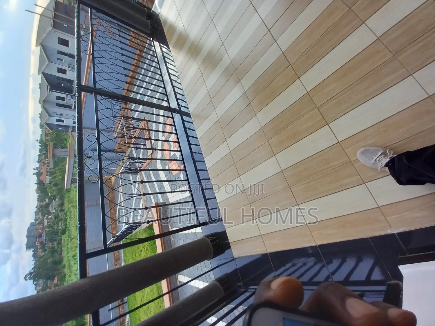 Furnished 4bdrm House in Kira for sale