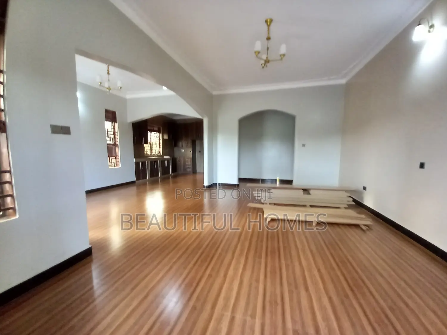 Furnished 4bdrm House in Kira for sale