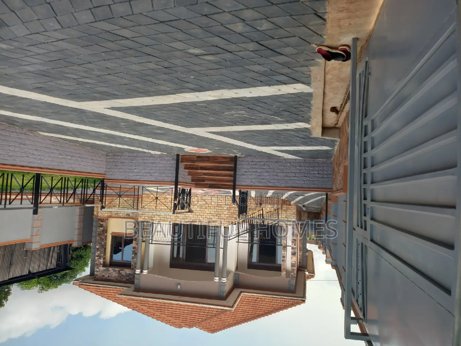 Furnished 4bdrm Bungalow in Kira for sale