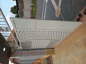 Furnished 4bdrm Bungalow in Kira for sale