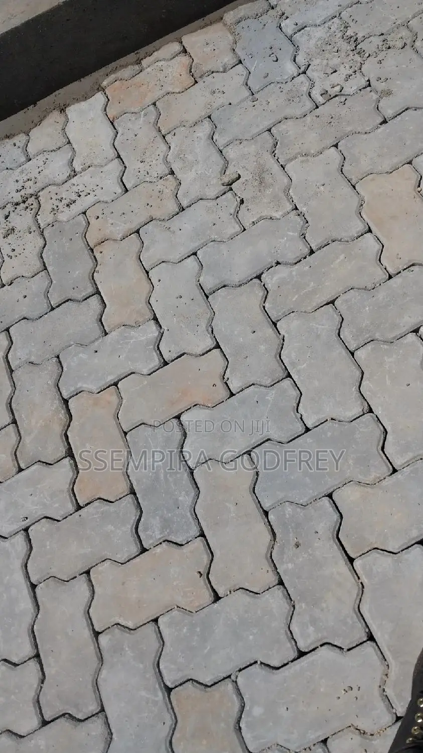 Double Z Proffesional Paver Installer