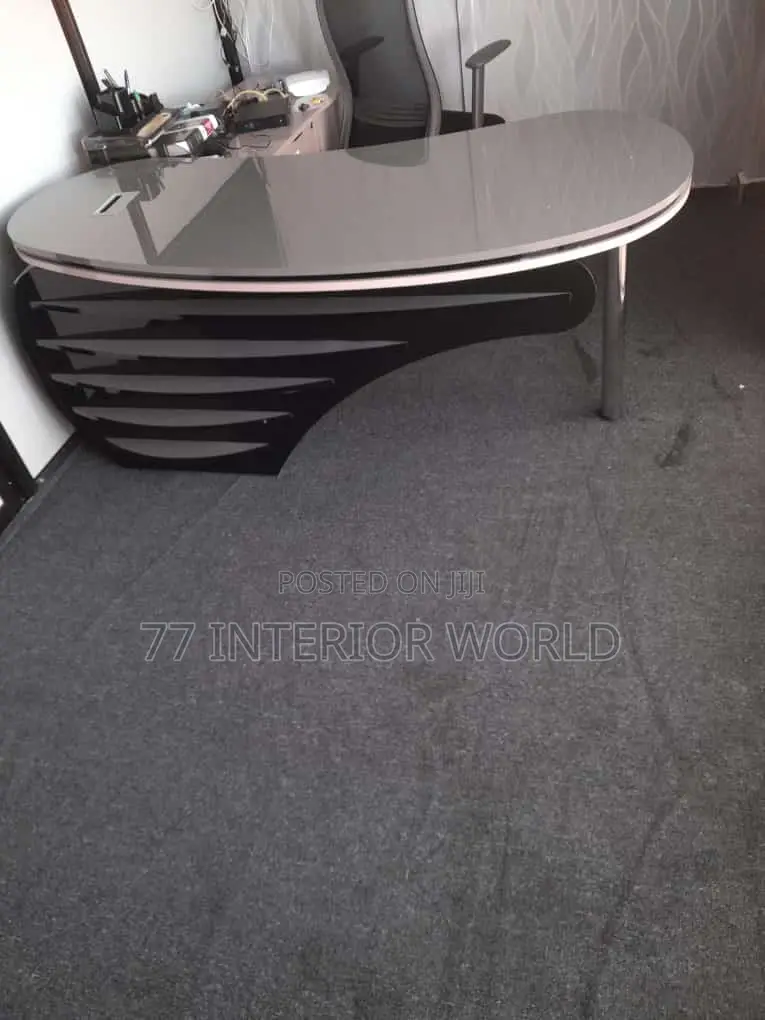 Woolen Carpets/Wall to Wall Carpets