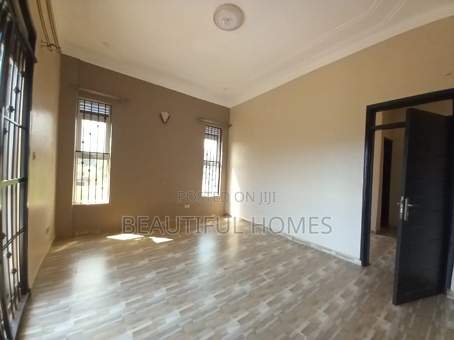 Furnished 4bdrm Maisonette in Kira 1 for sale