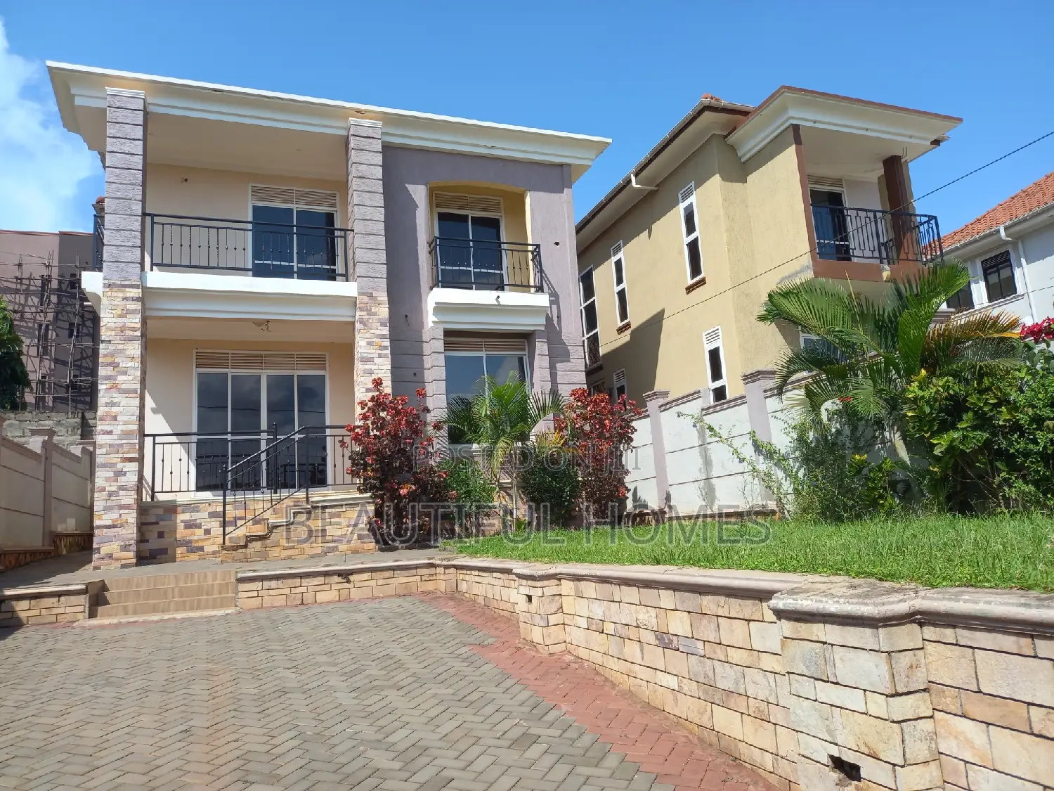 Furnished 4bdrm Maisonette in Kira 1 for sale