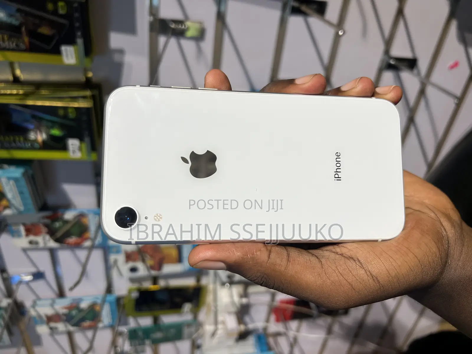 Apple iPhone XR 128 GB White