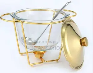 Durable and Efficient Heated Water Dish.