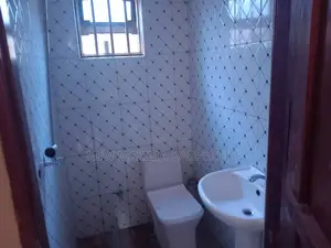 3bdrm Bungalow in Nsambya Town, Division A for rent