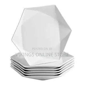 6pcs of Ceramic Hexagonal Dinner Plates - White.