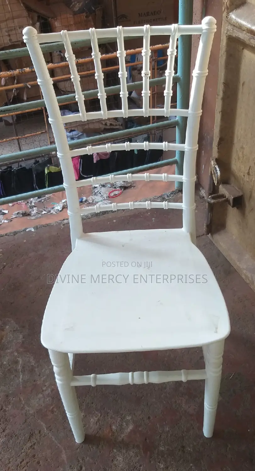 Vip Armless Chair