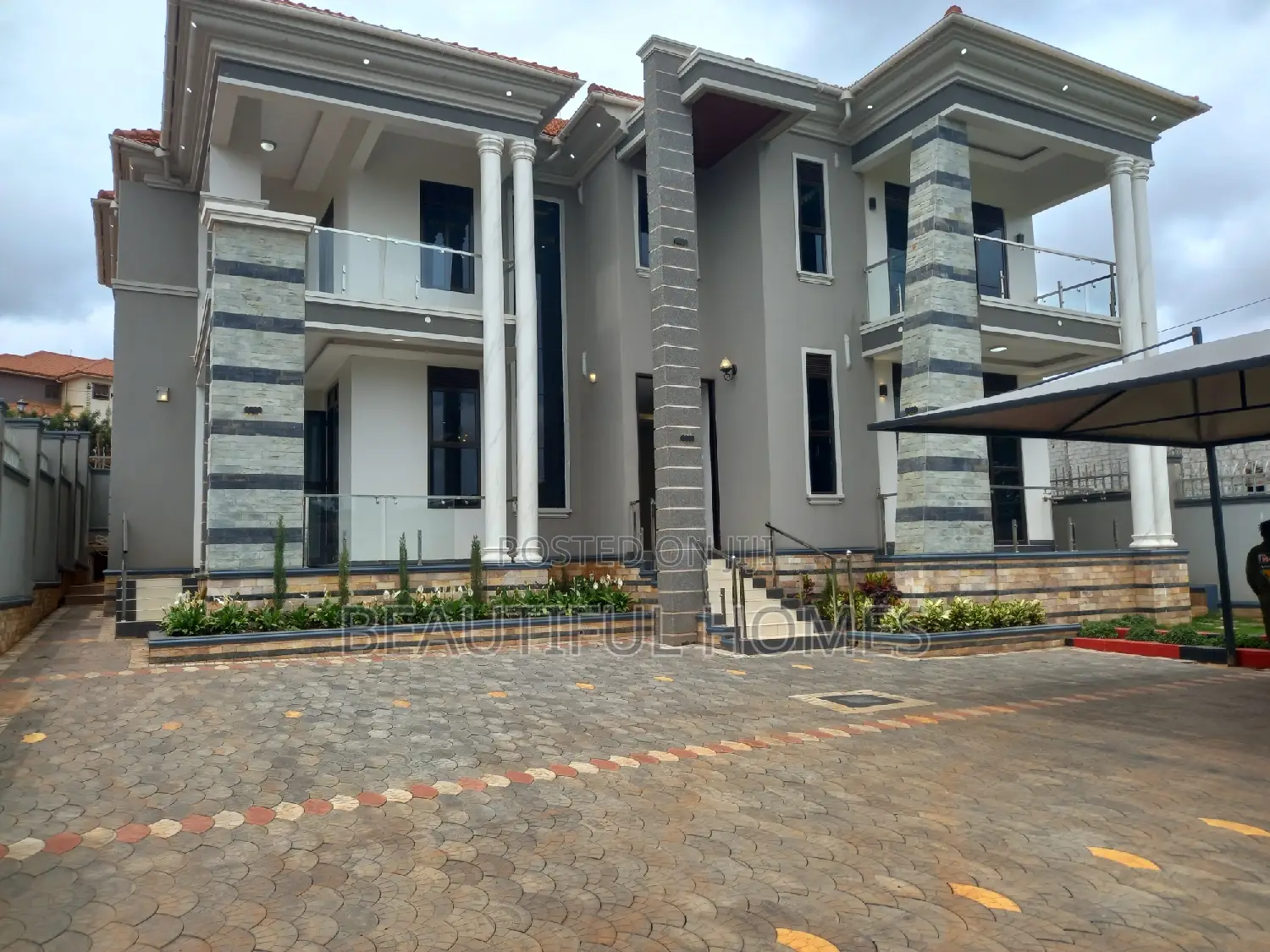Furnished 6bdrm House in Kira, Central Division for sale