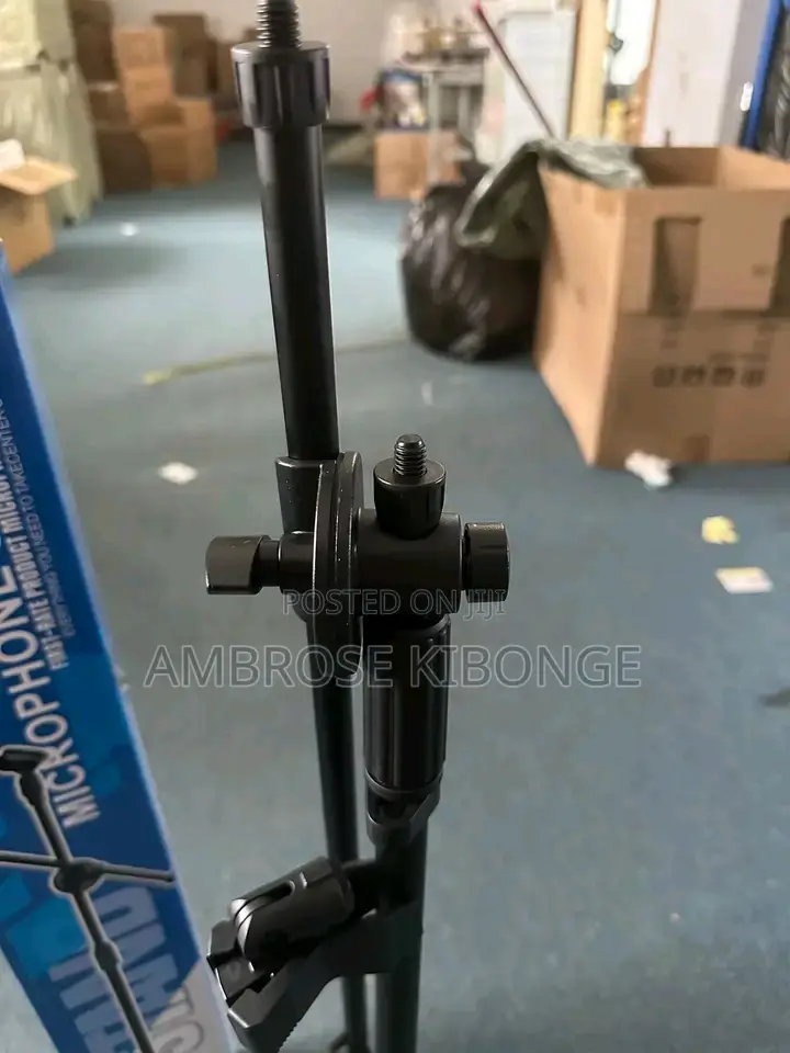 Durable Mic Support + 2 Clip Holders Stage Microphone Stands