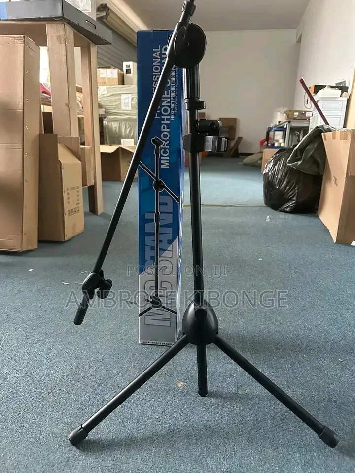 Durable Mic Support + 2 Clip Holders Stage Microphone Stands