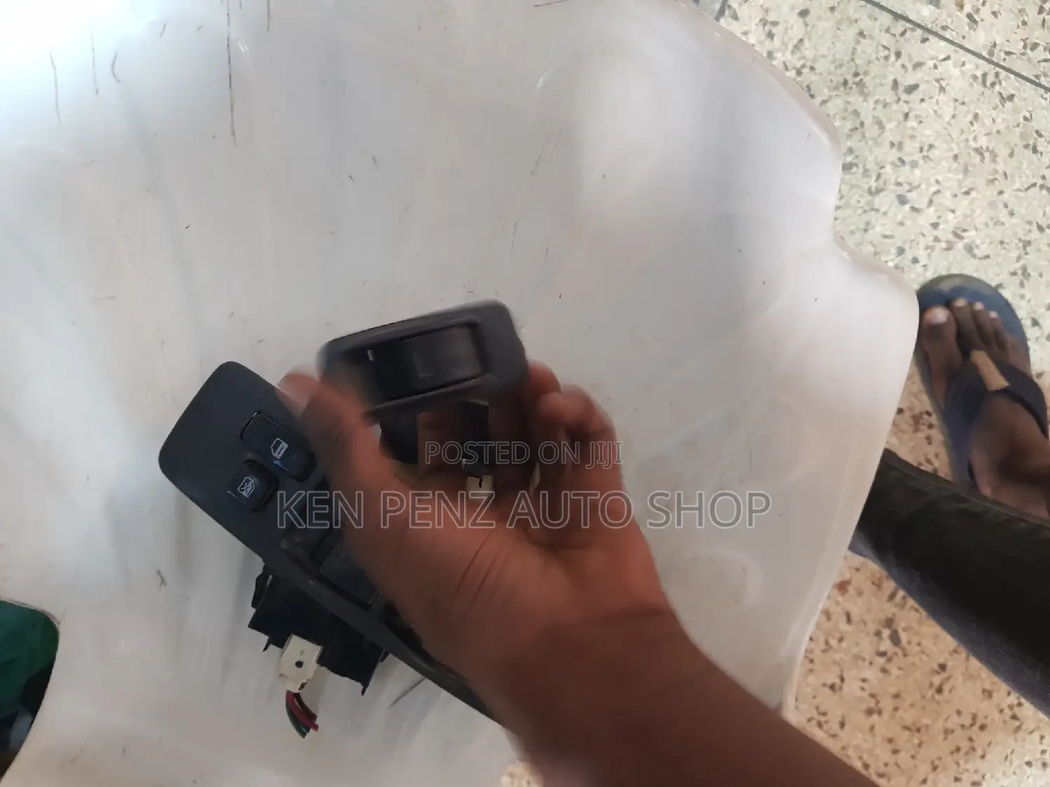 Rav4 Ordinary Car Door Panels / Amapeesa
